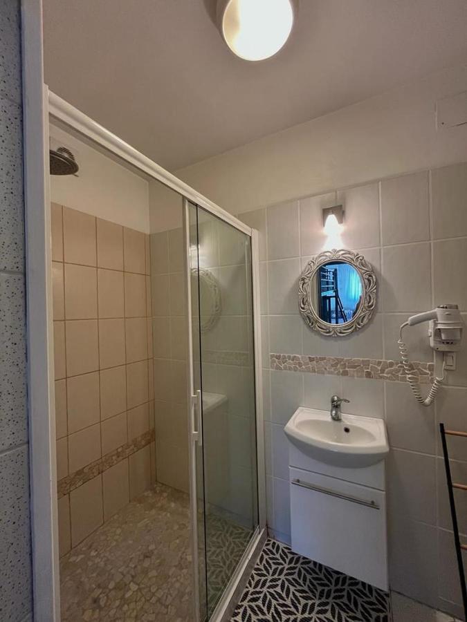Appartement En Rez De Villa Beausite Mandelieu Exterior foto